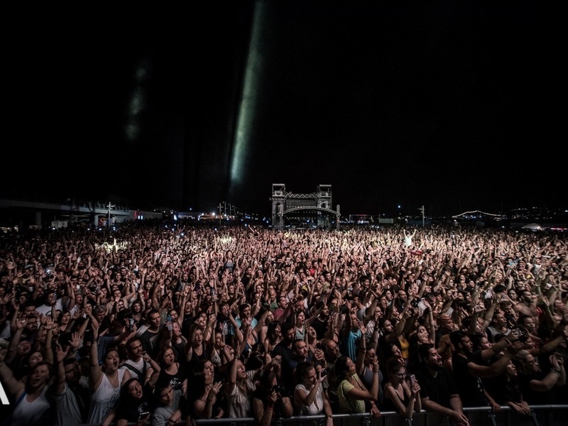 Release Athens 18000 Crowd 1